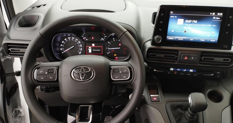 Toyota Proace City Verso cena 159500 przebieg: 4, rok produkcji 2023 z Trzciel małe 352